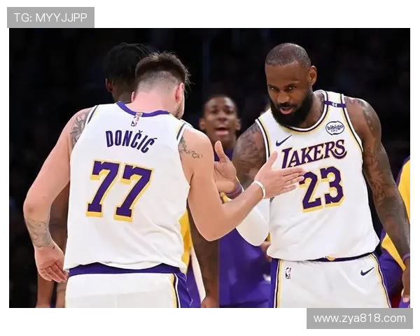 凯尔特人迎战里加球队期待一场精彩的篮球对决与激情碰撞