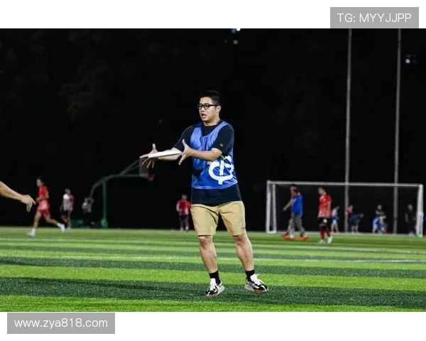 飞盘热潮席卷西安飞盘队灵活性变革引发热议与关注